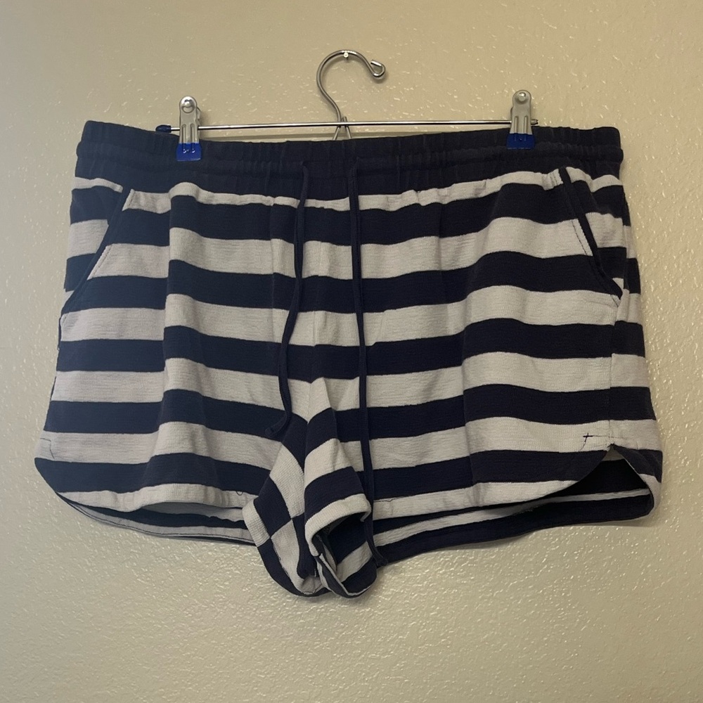 Maurice’s women’s drawstring shorts xxl